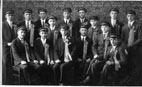 Gruppenfoto der 1910-geborenen in Krischwitz